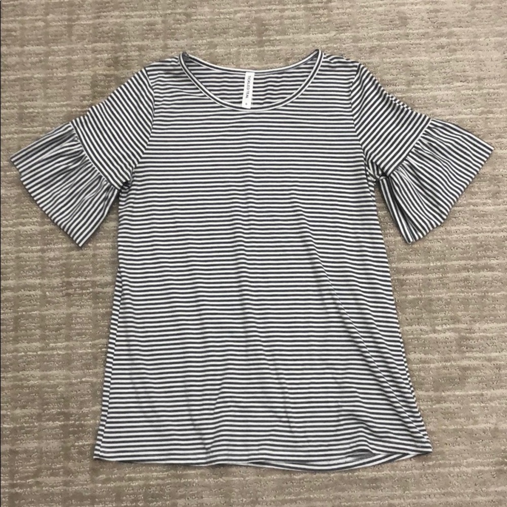 New striped t with bubble sleeve size S